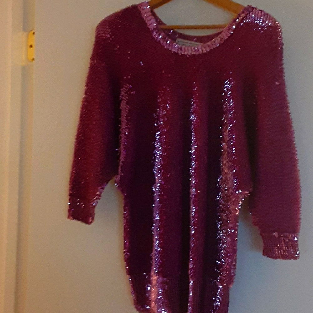 Awesome vintage sequins sweater/top
